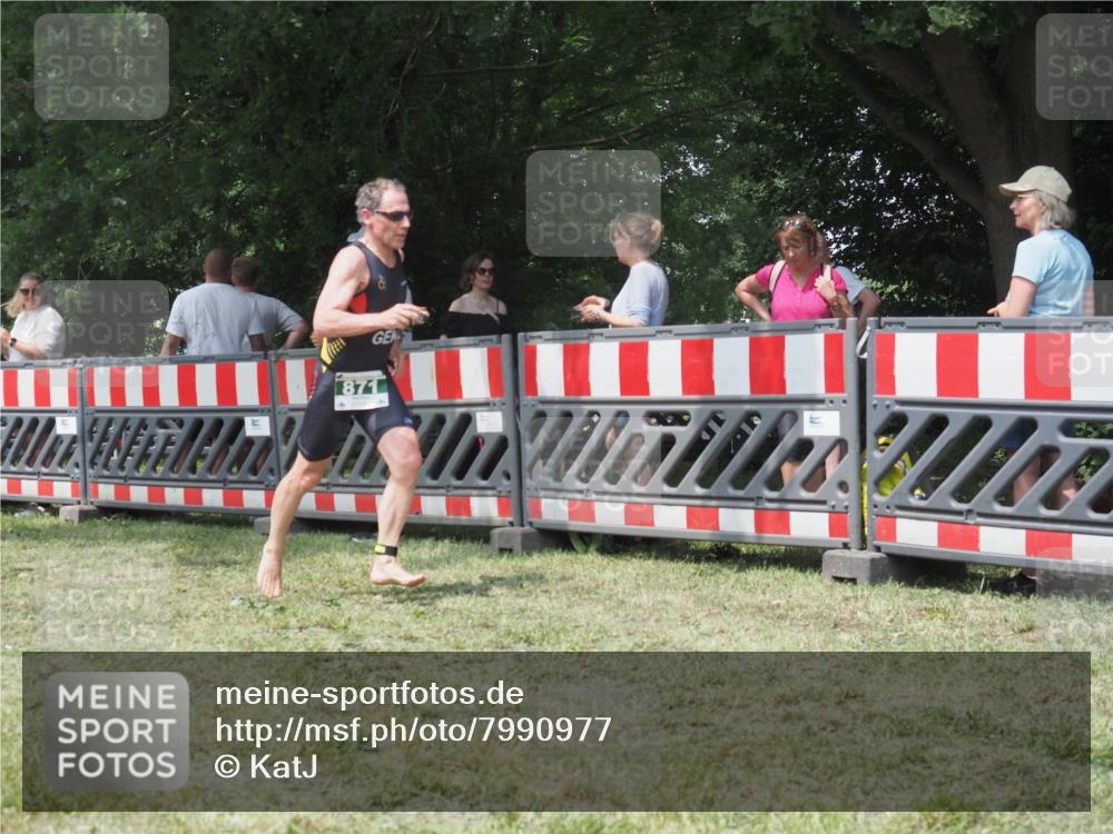 21.06.2025 - 27. Vierlanden-Triathlon KatJ http://msf.ph/oto/7990977 15.06.2025 12:30:43 Laufen  meine-sportfotos.de