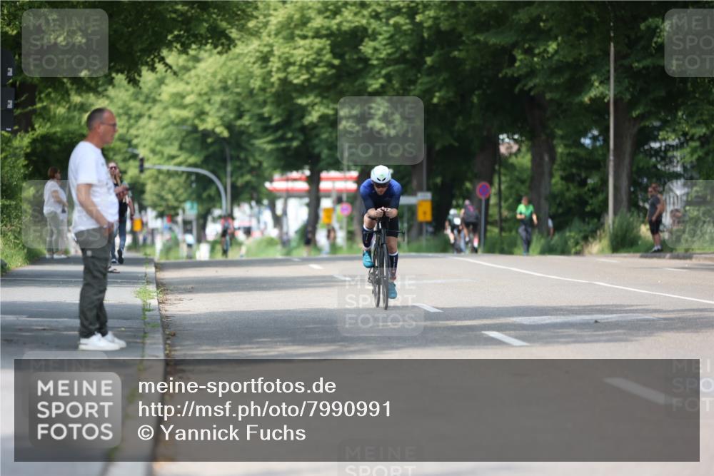 15.06.2025 - 7 Türme Triathlon Yannick Fuchs http://msf.ph/oto/7990991 15.06.2025 13:04:18 Radfahren 333, 421, 815, 875, 1059, 1063, 1088, 1097 meine-sportfotos.de
