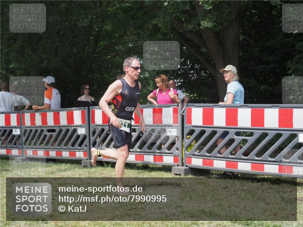 21.06.2025 - 27. Vierlanden-Triathlon KatJ http://msf.ph/oto/7990995 15.06.2025 12:30:43 Laufen  meine-sportfotos.de