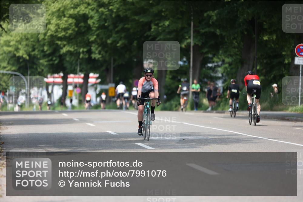 15.06.2025 - 7 Türme Triathlon Yannick Fuchs http://msf.ph/oto/7991076 15.06.2025 13:04:29 Radfahren 271, 379 meine-sportfotos.de