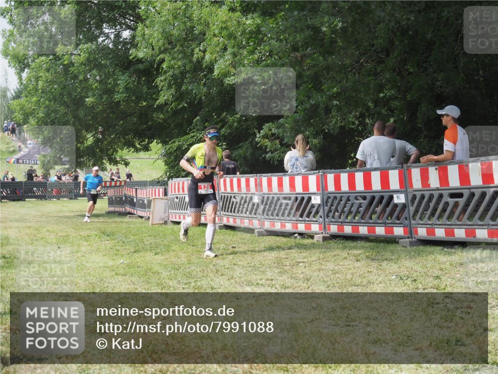 21.06.2025 - 27. Vierlanden-Triathlon KatJ http://msf.ph/oto/7991088 15.06.2025 12:30:54 Laufen  meine-sportfotos.de