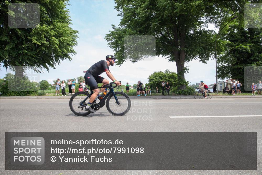 15.06.2025 - 7 Türme Triathlon Yannick Fuchs http://msf.ph/oto/7991098 15.06.2025 13:20:06 Radfahren 429, 588, 871, 1061 meine-sportfotos.de