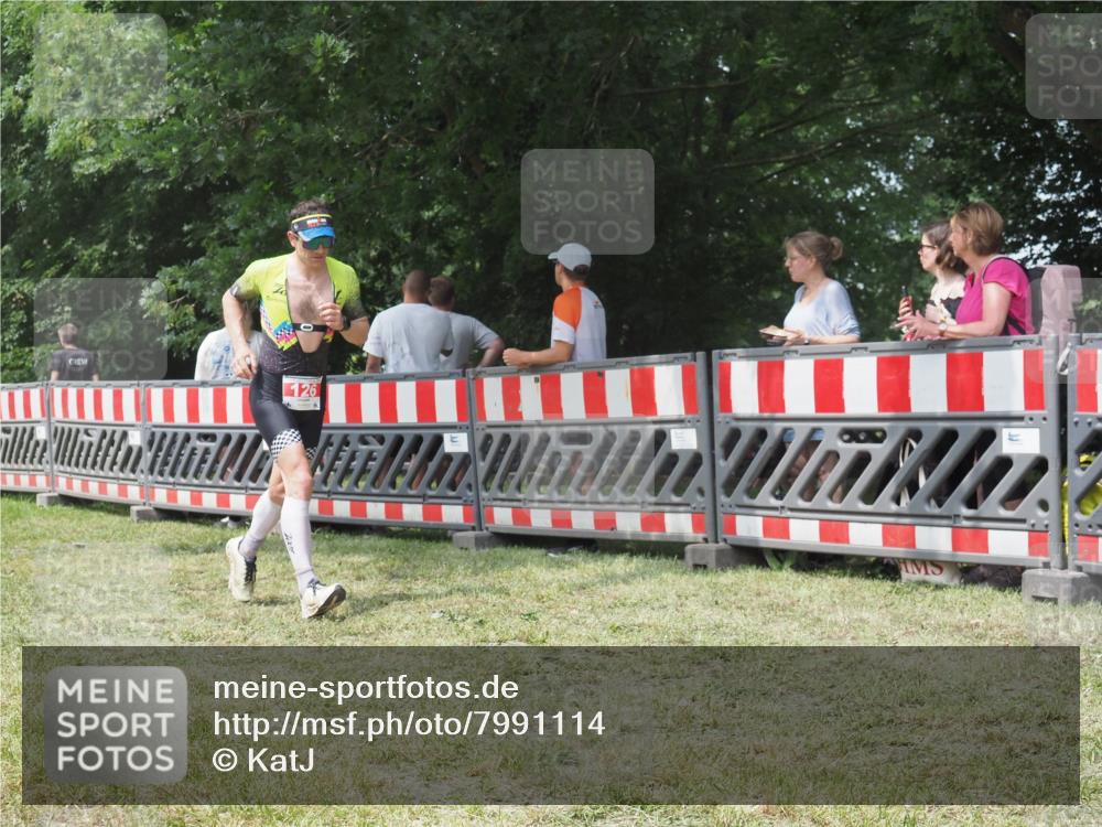 21.06.2025 - 27. Vierlanden-Triathlon KatJ http://msf.ph/oto/7991114 15.06.2025 12:30:55 Laufen  meine-sportfotos.de