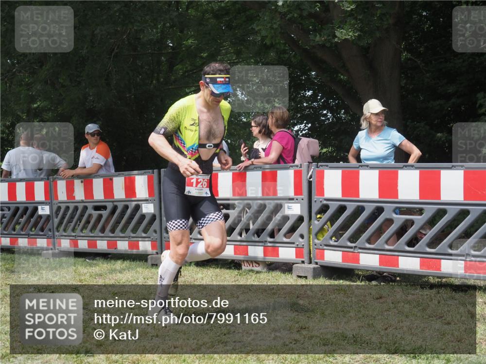21.06.2025 - 27. Vierlanden-Triathlon KatJ http://msf.ph/oto/7991165 15.06.2025 12:30:56 Laufen  meine-sportfotos.de