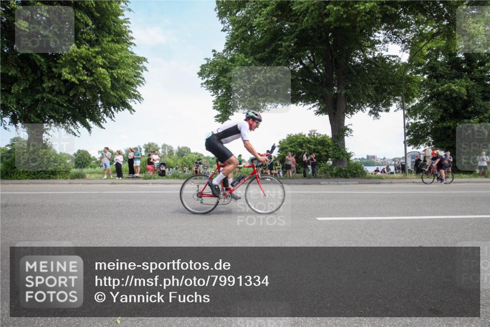 15.06.2025 - 7 Türme Triathlon Yannick Fuchs http://msf.ph/oto/7991334 15.06.2025 13:22:45 Radfahren 661, 766 meine-sportfotos.de