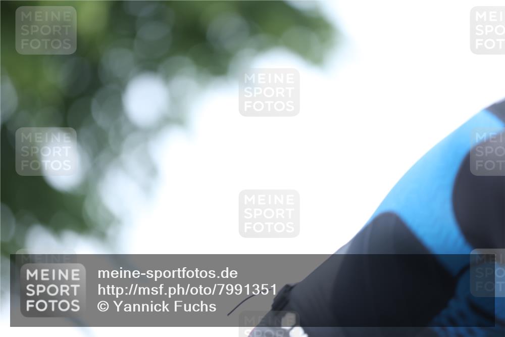 15.06.2025 - 7 Türme Triathlon Yannick Fuchs http://msf.ph/oto/7991351 15.06.2025 11:57:16 Radfahren 218 meine-sportfotos.de