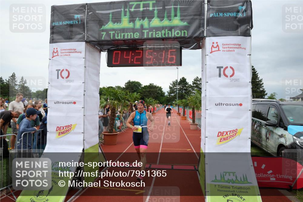 15.06.2025 - 7 Türme Triathlon Michael Strokosch http://msf.ph/oto/7991365 15.06.2025 14:25:16 Ziel 380, 894, 977, 1030 meine-sportfotos.de