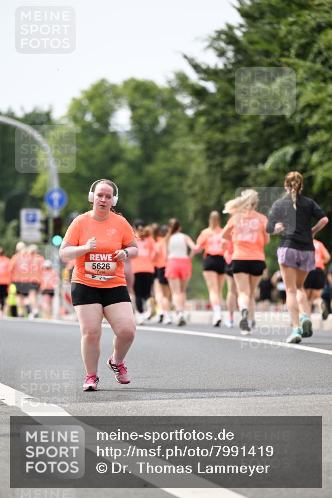 15.06.2025 - REWE Women's Run Dr. Thomas Lammeyer http://msf.ph/oto/7991419 15.06.2025 10:50:35 Laufen 5626 meine-sportfotos.de