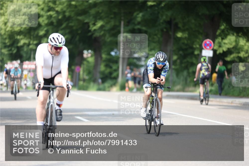 15.06.2025 - 7 Türme Triathlon Yannick Fuchs http://msf.ph/oto/7991433 15.06.2025 13:04:47 Radfahren 502, 884, 1007 meine-sportfotos.de