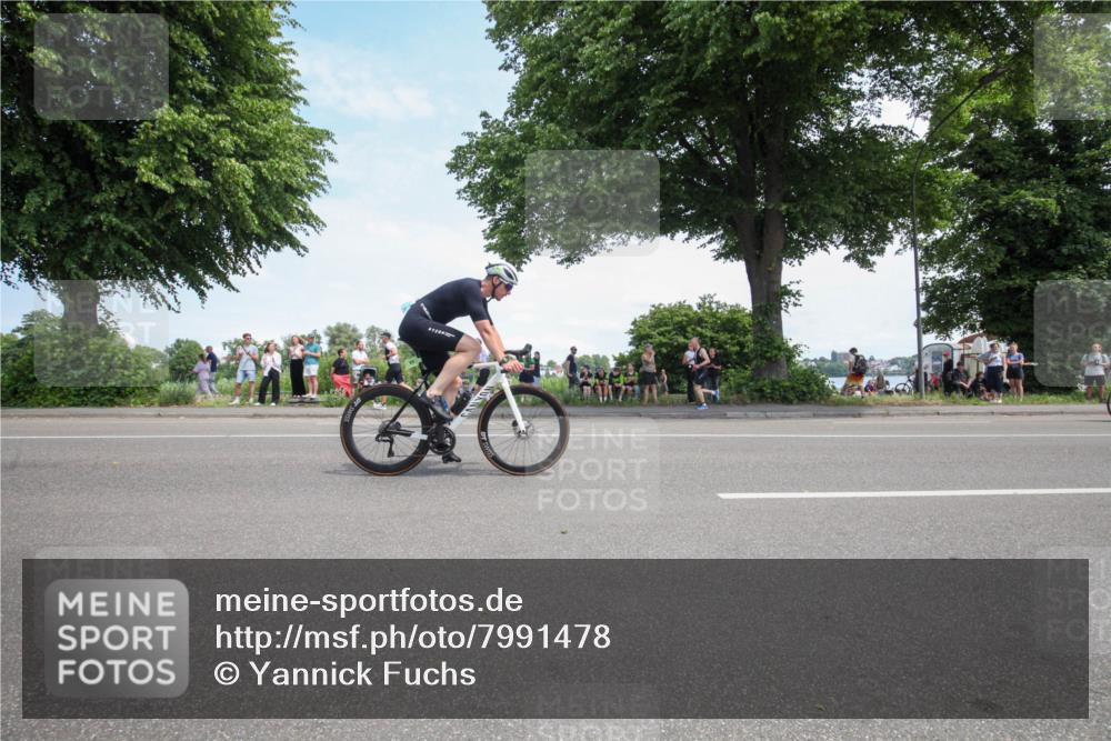 15.06.2025 - 7 Türme Triathlon Yannick Fuchs http://msf.ph/oto/7991478 15.06.2025 13:23:53 Radfahren 458, 471, 591, 874, 908, 1016, 1170 meine-sportfotos.de