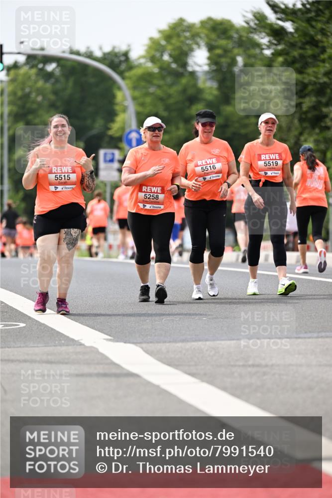 15.06.2025 - REWE Women's Run Dr. Thomas Lammeyer http://msf.ph/oto/7991540 15.06.2025 10:50:53 Laufen 5515, 5258, 5516, 5519 meine-sportfotos.de