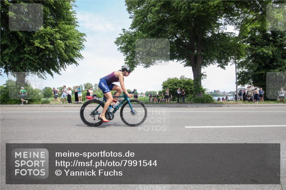 15.06.2025 - 7 Türme Triathlon Yannick Fuchs http://msf.ph/oto/7991544 15.06.2025 13:24:08 Radfahren 219, 624 meine-sportfotos.de