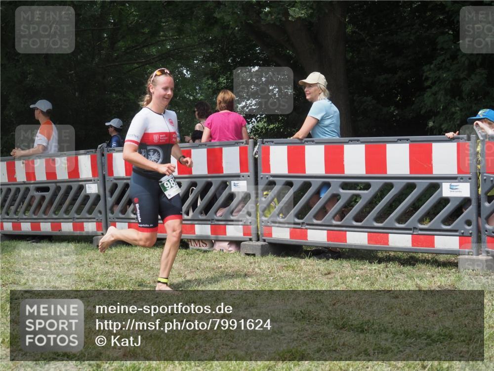 21.06.2025 - 27. Vierlanden-Triathlon KatJ http://msf.ph/oto/7991624 15.06.2025 12:33:54 Laufen  meine-sportfotos.de