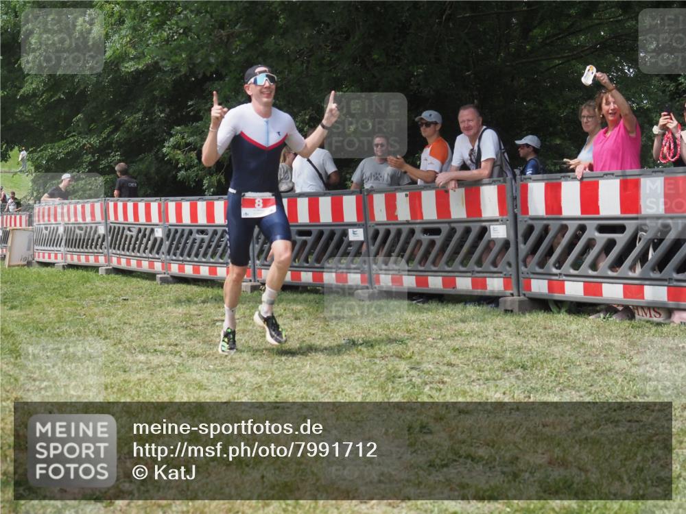 21.06.2025 - 27. Vierlanden-Triathlon KatJ http://msf.ph/oto/7991712 15.06.2025 12:34:18 Laufen  meine-sportfotos.de