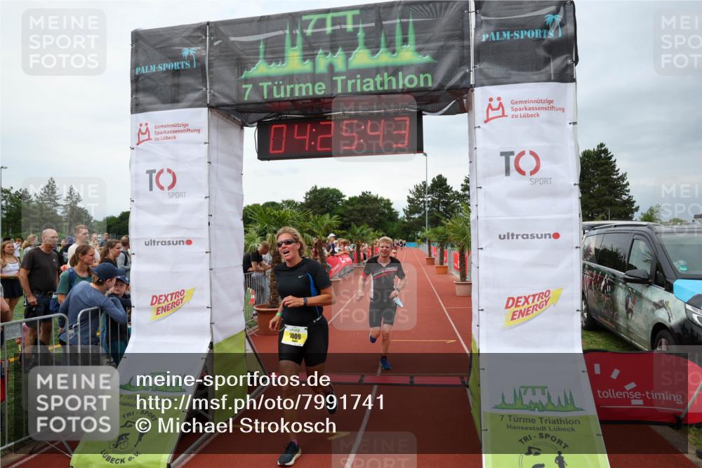 15.06.2025 - 7 Türme Triathlon Michael Strokosch http://msf.ph/oto/7991741 15.06.2025 14:25:43 Ziel 461, 936, 1009 meine-sportfotos.de