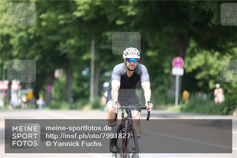 15.06.2025 - 7 Türme Triathlon Yannick Fuchs http://msf.ph/oto/7991827 15.06.2025 13:04:58 Radfahren 464, 474, 944, 1082 meine-sportfotos.de