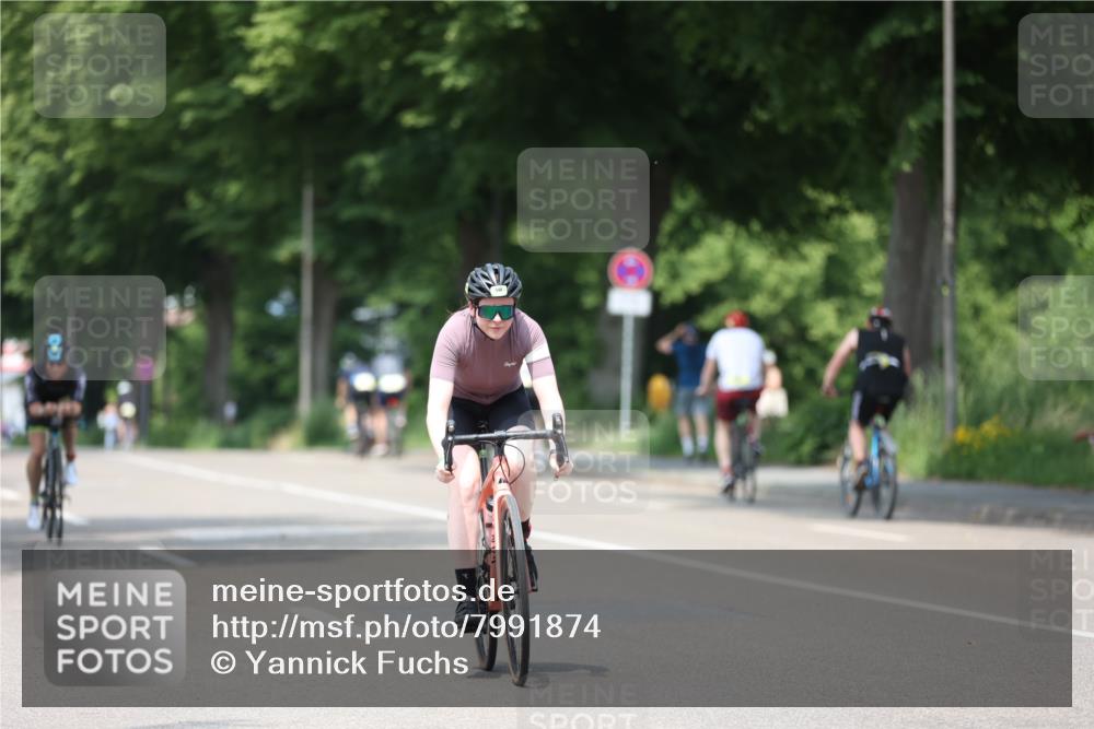 15.06.2025 - 7 Türme Triathlon Yannick Fuchs http://msf.ph/oto/7991874 15.06.2025 13:05:05 Radfahren 469 meine-sportfotos.de