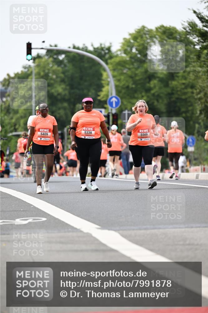 15.06.2025 - REWE Women's Run Dr. Thomas Lammeyer http://msf.ph/oto/7991878 15.06.2025 10:51:41 Laufen 5338, 5409, 5569 meine-sportfotos.de