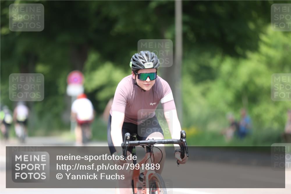 15.06.2025 - 7 Türme Triathlon Yannick Fuchs http://msf.ph/oto/7991889 15.06.2025 13:05:06 Radfahren 469 meine-sportfotos.de