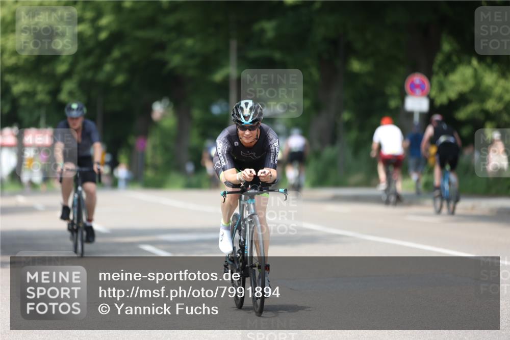 15.06.2025 - 7 Türme Triathlon Yannick Fuchs http://msf.ph/oto/7991894 15.06.2025 13:05:06 Radfahren 469 meine-sportfotos.de
