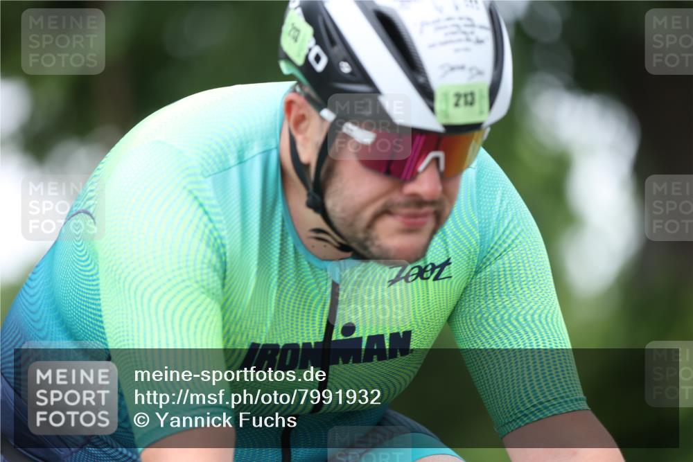15.06.2025 - 7 Türme Triathlon Yannick Fuchs http://msf.ph/oto/7991932 15.06.2025 11:59:16 Radfahren 213, 281 meine-sportfotos.de