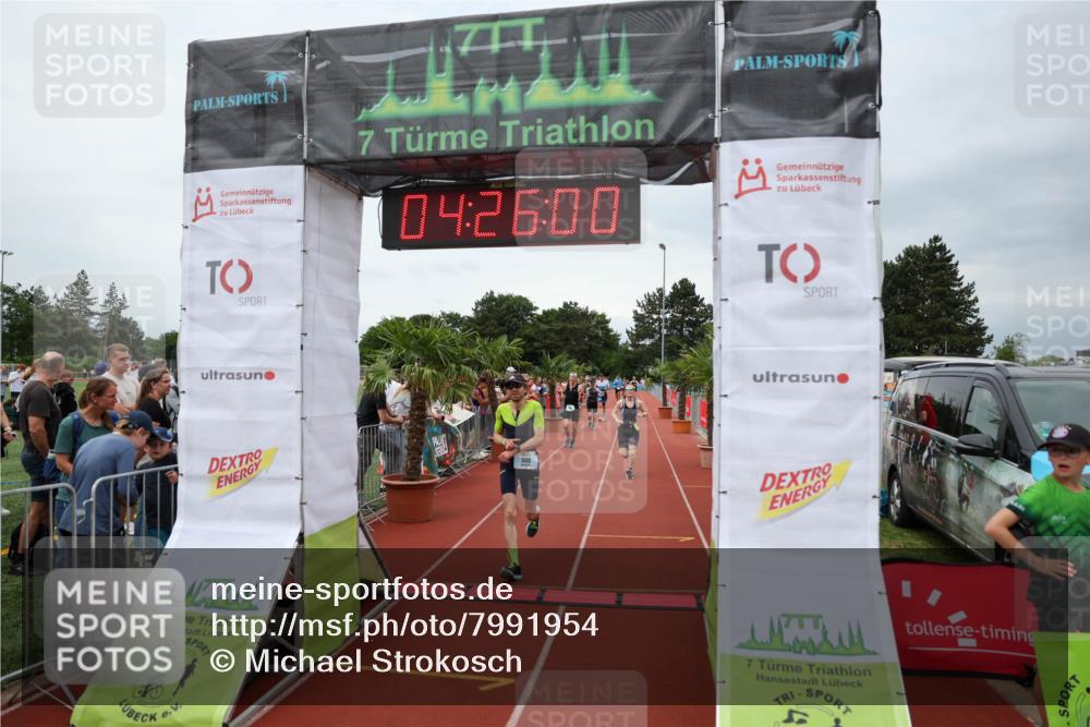 15.06.2025 - 7 Türme Triathlon Michael Strokosch http://msf.ph/oto/7991954 15.06.2025 14:26:00 Ziel 449, 639, 829 meine-sportfotos.de