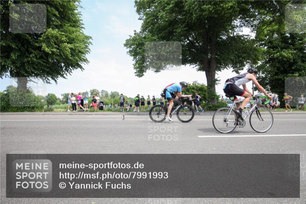 15.06.2025 - 7 Türme Triathlon Yannick Fuchs http://msf.ph/oto/7991993 15.06.2025 13:26:21 Radfahren 506, 608, 673 meine-sportfotos.de