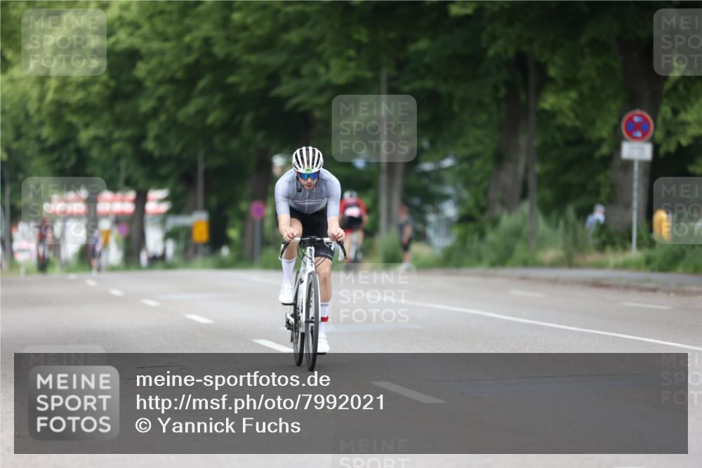 15.06.2025 - 7 Türme Triathlon Yannick Fuchs http://msf.ph/oto/7992021 15.06.2025 11:59:46 Radfahren 277 meine-sportfotos.de