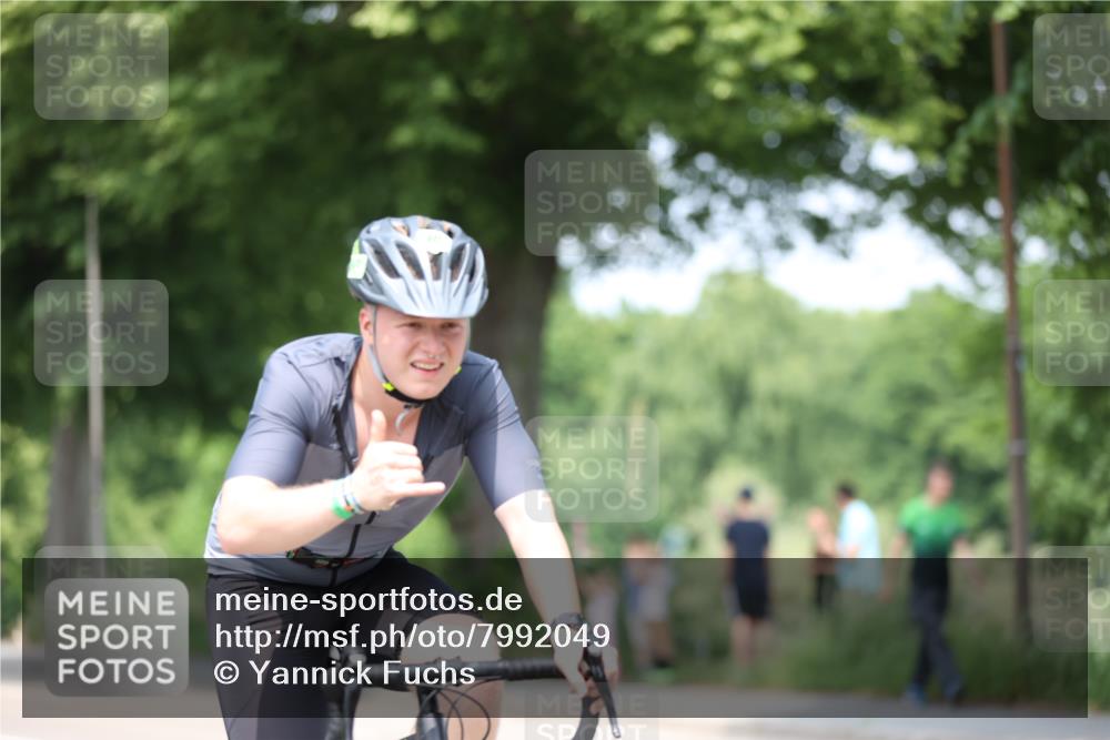 15.06.2025 - 7 Türme Triathlon Yannick Fuchs http://msf.ph/oto/7992049 15.06.2025 13:05:09 Radfahren 469 meine-sportfotos.de