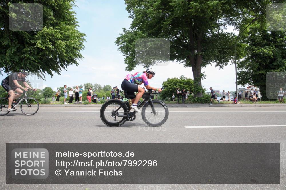 15.06.2025 - 7 Türme Triathlon Yannick Fuchs http://msf.ph/oto/7992296 15.06.2025 13:27:16 Radfahren 255, 772, 840, 1011 meine-sportfotos.de