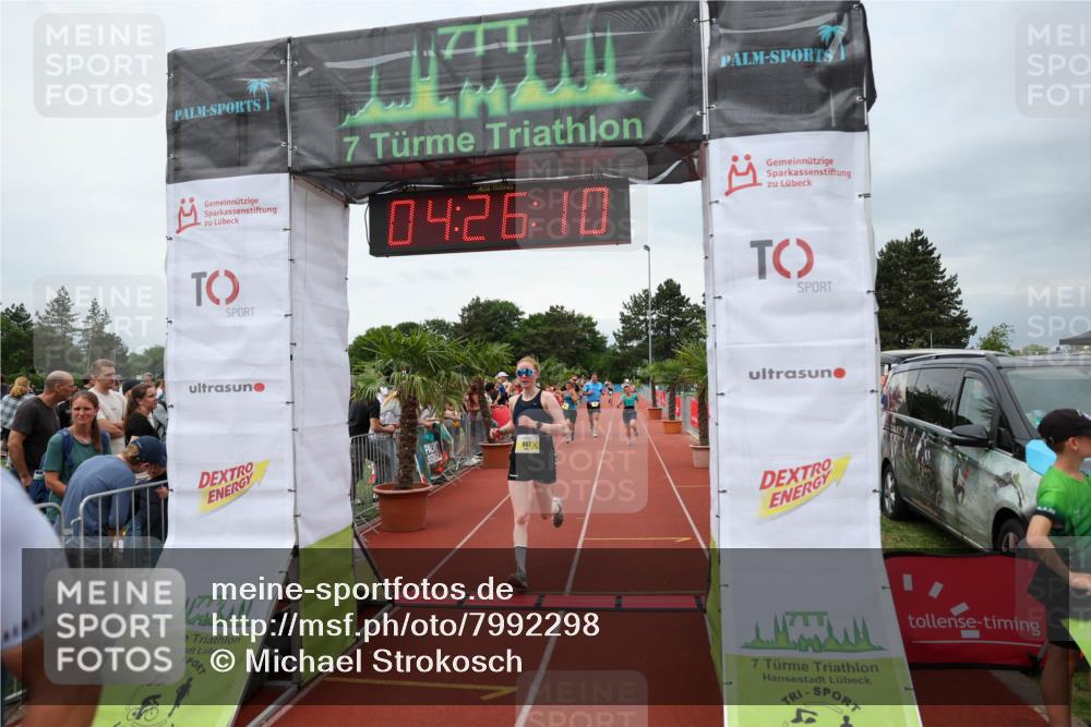 15.06.2025 - 7 Türme Triathlon Michael Strokosch http://msf.ph/oto/7992298 15.06.2025 14:26:09 Ziel 562, 586, 639, 665, 703, 768, 829, 867 meine-sportfotos.de