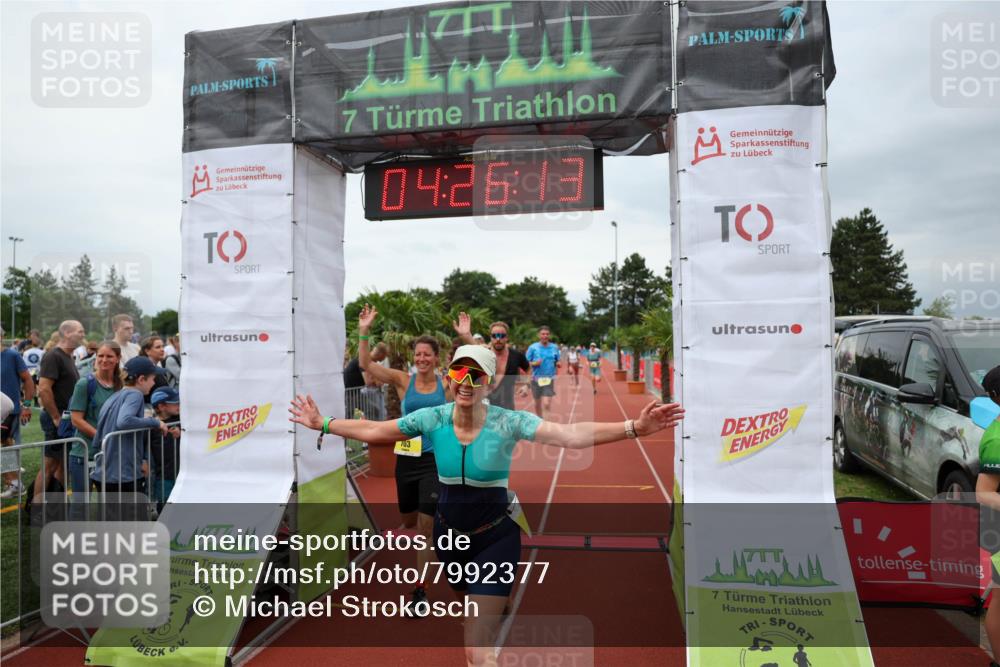 15.06.2025 - 7 Türme Triathlon Michael Strokosch http://msf.ph/oto/7992377 15.06.2025 14:26:13 Ziel 562, 586, 665, 703, 759, 768, 866, 867 meine-sportfotos.de