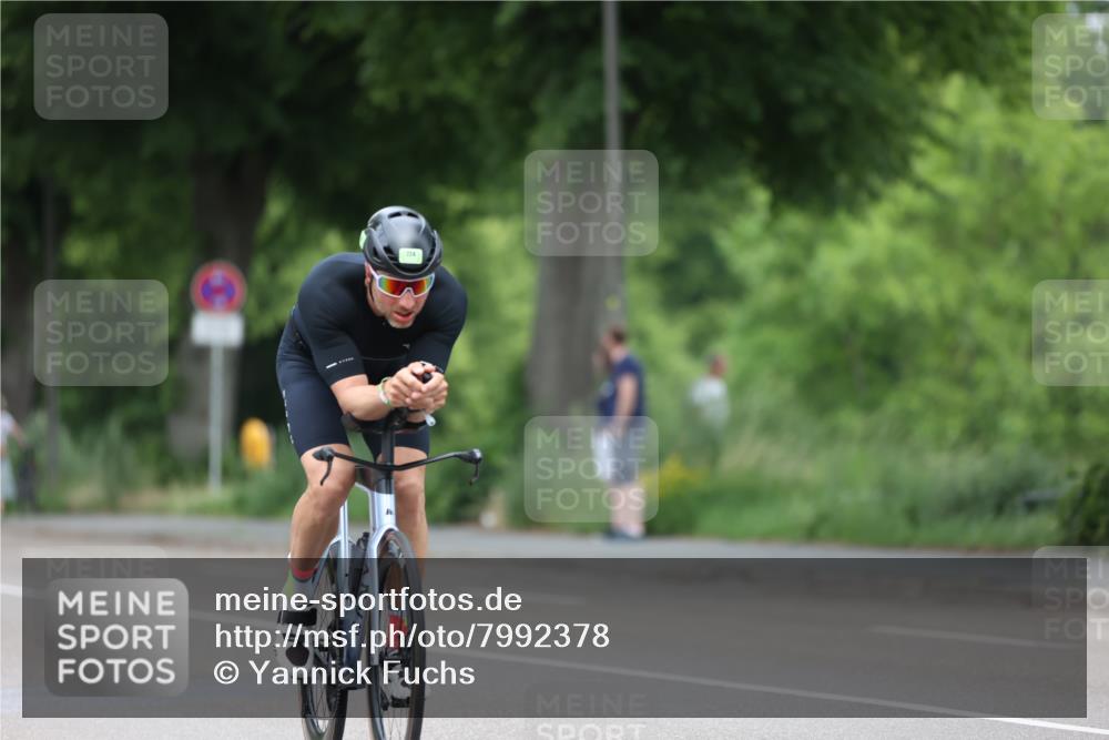15.06.2025 - 7 Türme Triathlon Yannick Fuchs http://msf.ph/oto/7992378 15.06.2025 12:02:20 Radfahren 286 meine-sportfotos.de