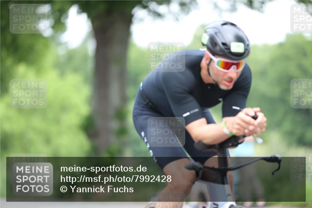 15.06.2025 - 7 Türme Triathlon Yannick Fuchs http://msf.ph/oto/7992428 15.06.2025 12:02:21 Radfahren 250, 286 meine-sportfotos.de