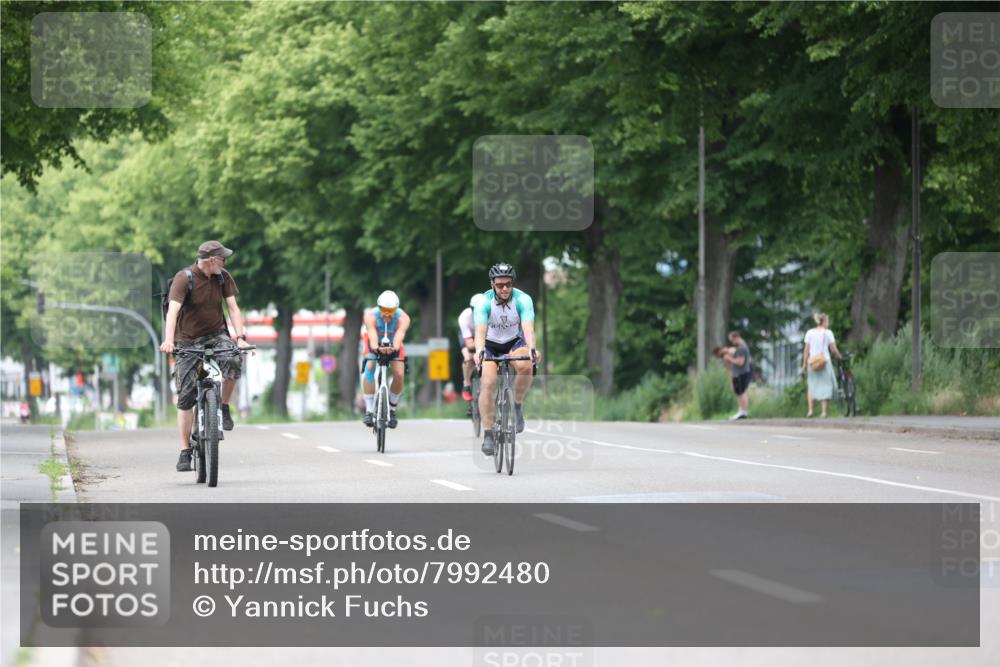 15.06.2025 - 7 Türme Triathlon Yannick Fuchs http://msf.ph/oto/7992480 15.06.2025 12:02:24 Radfahren 250 meine-sportfotos.de