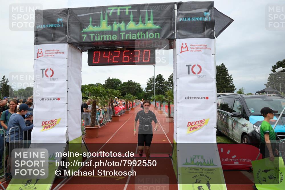 15.06.2025 - 7 Türme Triathlon Michael Strokosch http://msf.ph/oto/7992550 15.06.2025 14:26:29 Ziel 438, 725 meine-sportfotos.de