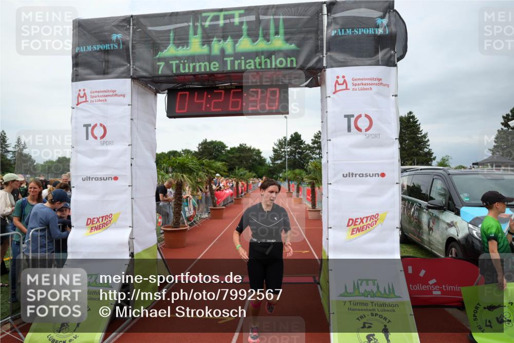 15.06.2025 - 7 Türme Triathlon Michael Strokosch http://msf.ph/oto/7992567 15.06.2025 14:26:30 Ziel 438, 725 meine-sportfotos.de