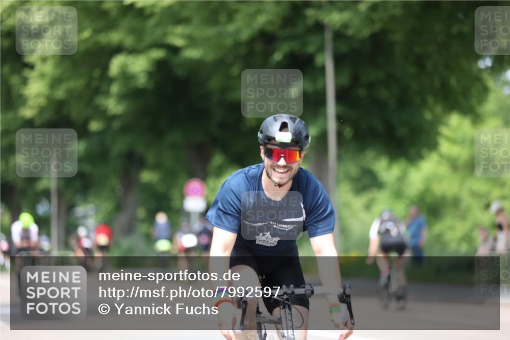 15.06.2025 - 7 Türme Triathlon Yannick Fuchs http://msf.ph/oto/7992597 15.06.2025 13:05:59 Radfahren 320, 447, 479, 794, 972 meine-sportfotos.de