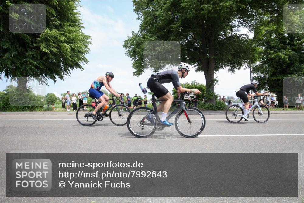 15.06.2025 - 7 Türme Triathlon Yannick Fuchs http://msf.ph/oto/7992643 15.06.2025 13:28:49 Radfahren 274, 339, 557, 558, 595, 745, 804, 805, 886, 1045, 1049 meine-sportfotos.de