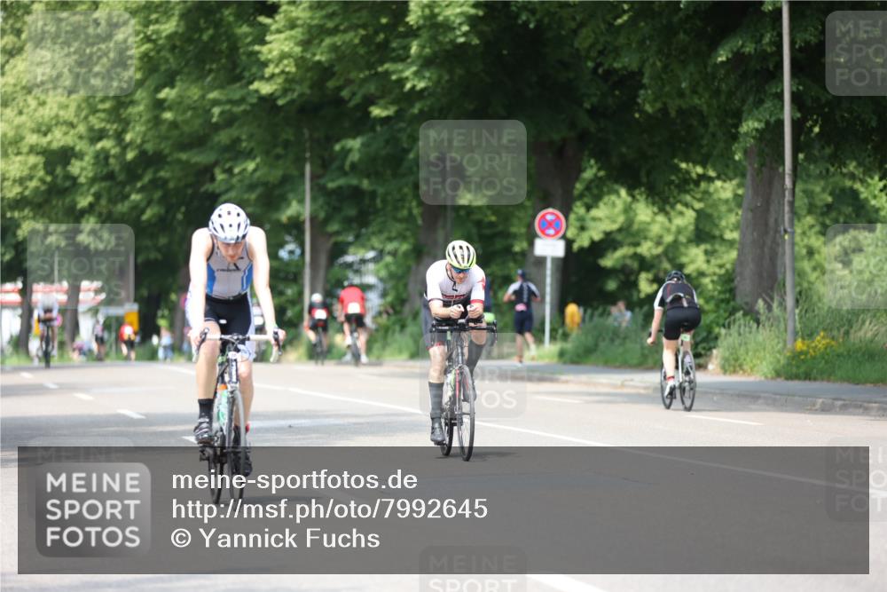 15.06.2025 - 7 Türme Triathlon Yannick Fuchs http://msf.ph/oto/7992645 15.06.2025 13:06:00 Radfahren 320, 447, 479, 794, 972 meine-sportfotos.de