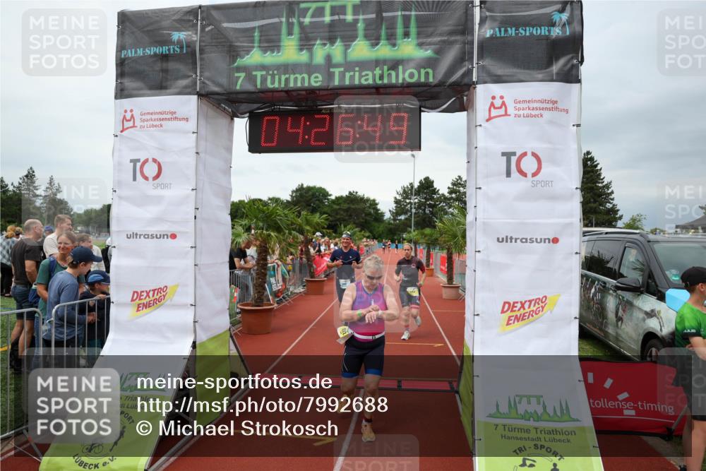 15.06.2025 - 7 Türme Triathlon Michael Strokosch http://msf.ph/oto/7992688 15.06.2025 14:26:49 Ziel 385, 1022, 1194 meine-sportfotos.de