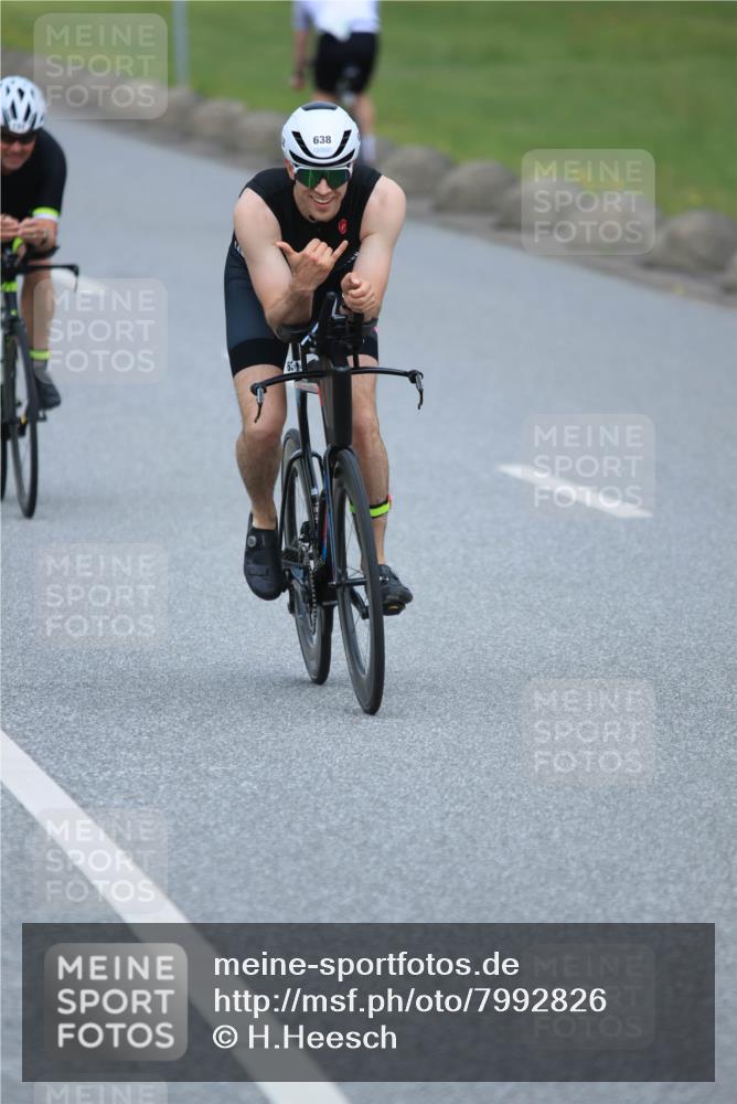 21.06.2025 - 27. Vierlanden-Triathlon H.Heesch http://msf.ph/oto/7992826 15.06.2025 12:03:54 Radfahren 151, 638, 764, 775, 798, 858, 956 meine-sportfotos.de