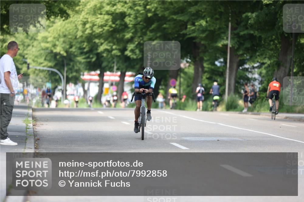 15.06.2025 - 7 Türme Triathlon Yannick Fuchs http://msf.ph/oto/7992858 15.06.2025 13:06:12 Radfahren 509 meine-sportfotos.de