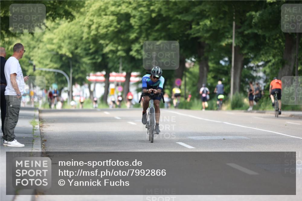 15.06.2025 - 7 Türme Triathlon Yannick Fuchs http://msf.ph/oto/7992866 15.06.2025 13:06:12 Radfahren 509 meine-sportfotos.de