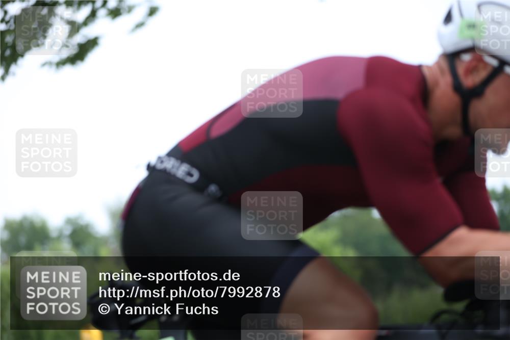 15.06.2025 - 7 Türme Triathlon Yannick Fuchs http://msf.ph/oto/7992878 15.06.2025 12:03:09 Radfahren  meine-sportfotos.de