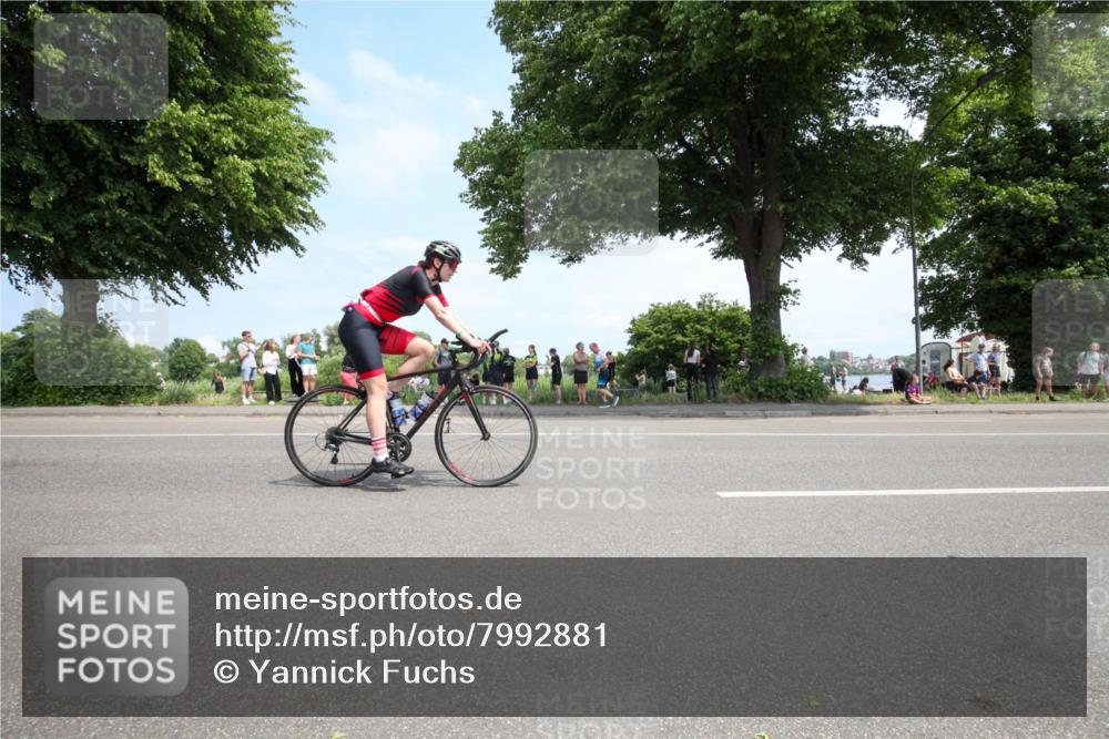 15.06.2025 - 7 Türme Triathlon Yannick Fuchs http://msf.ph/oto/7992881 15.06.2025 13:29:21 Radfahren 232, 434 meine-sportfotos.de