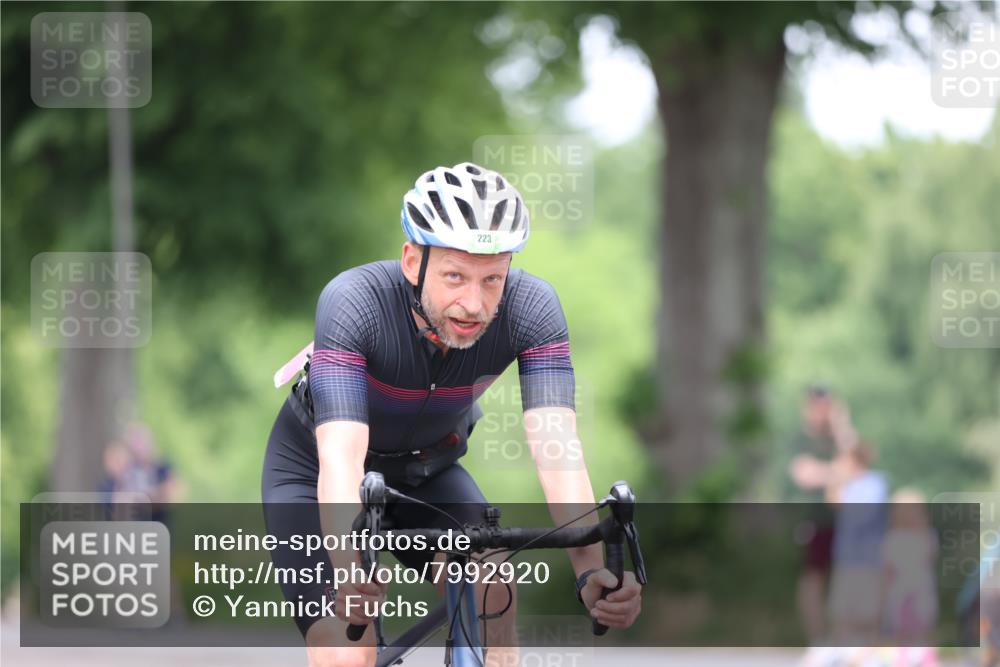 15.06.2025 - 7 Türme Triathlon Yannick Fuchs http://msf.ph/oto/7992920 15.06.2025 12:03:19 Radfahren 223, 336 meine-sportfotos.de
