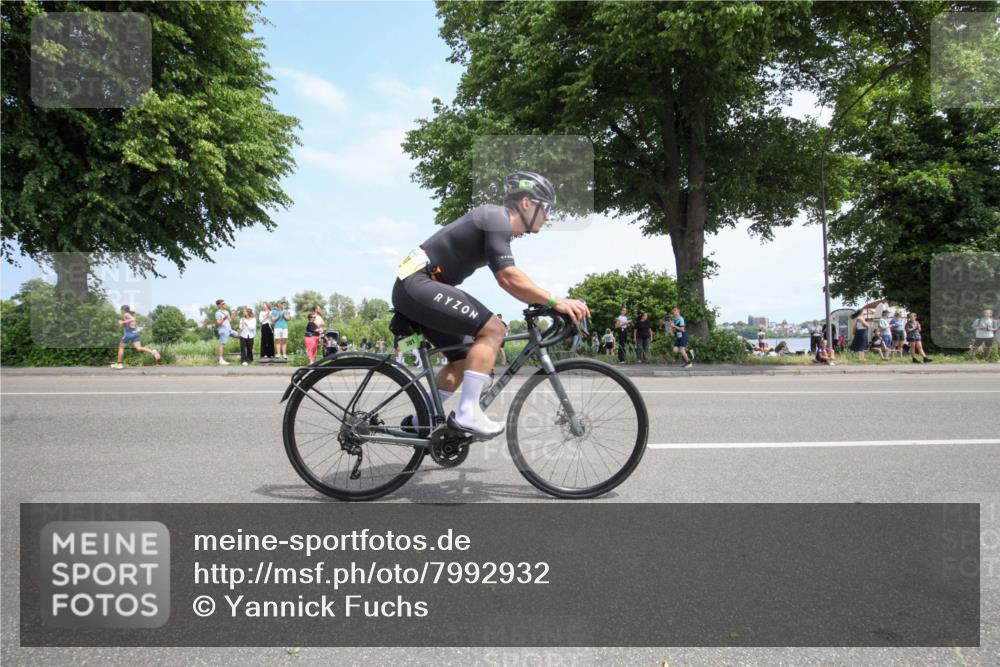 15.06.2025 - 7 Türme Triathlon Yannick Fuchs http://msf.ph/oto/7992932 15.06.2025 13:29:53 Radfahren 248, 302, 701, 818, 1149 meine-sportfotos.de