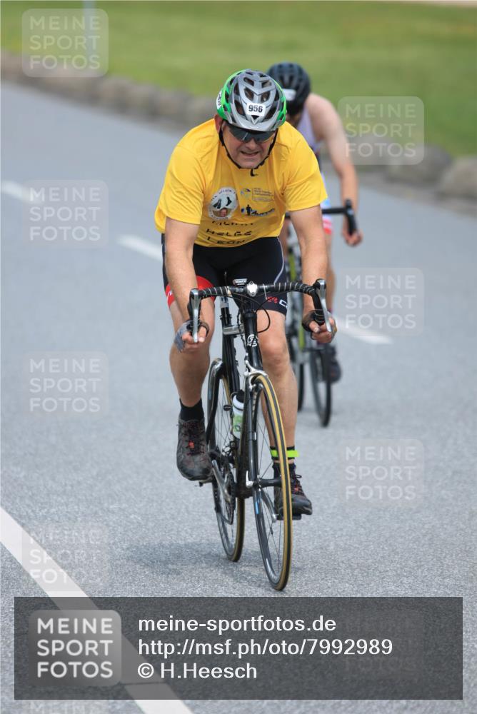 21.06.2025 - 27. Vierlanden-Triathlon H.Heesch http://msf.ph/oto/7992989 15.06.2025 12:04:01 Radfahren 653, 695, 735, 736, 764, 775, 798, 858, 956 meine-sportfotos.de