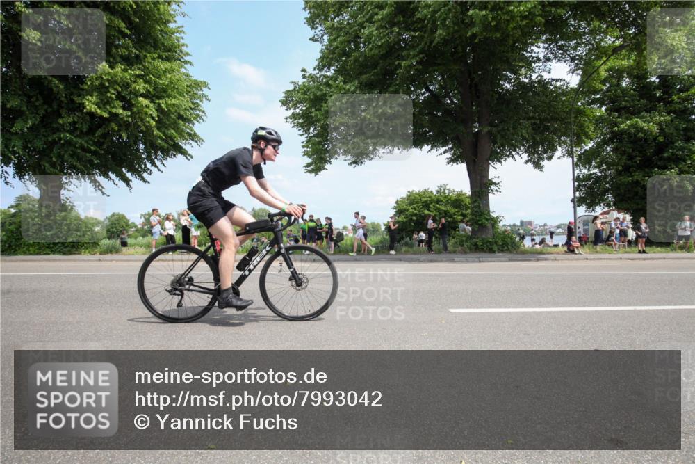 15.06.2025 - 7 Türme Triathlon Yannick Fuchs http://msf.ph/oto/7993042 15.06.2025 13:30:19 Radfahren 462, 663, 681, 872, 1019, 1028, 1064, 1070 meine-sportfotos.de